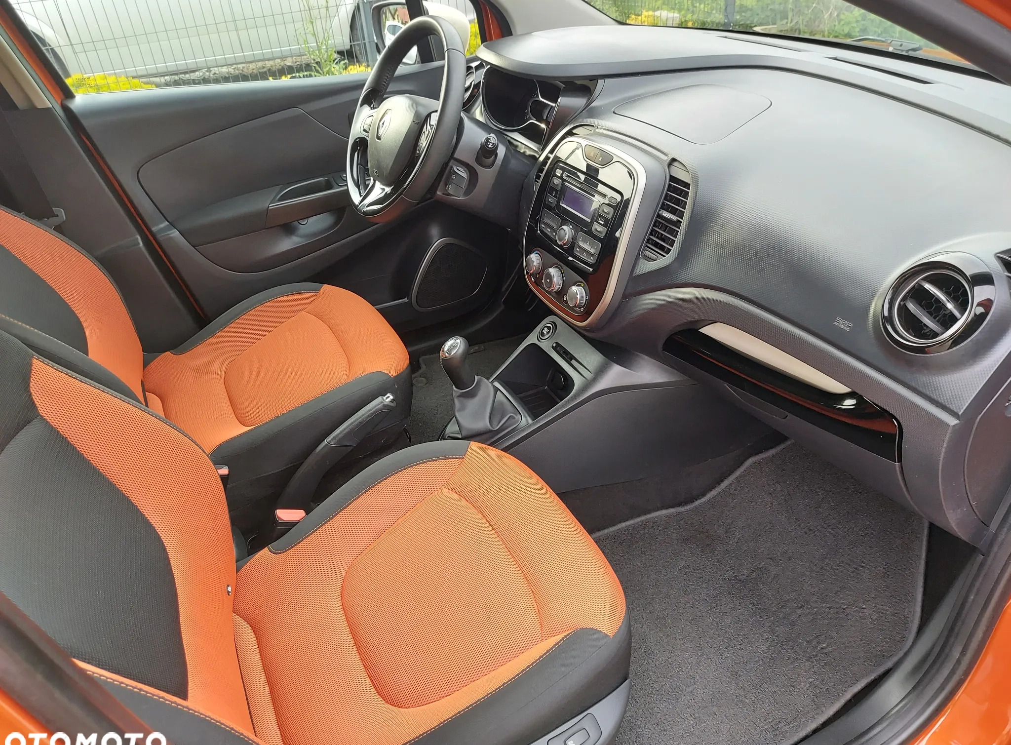 Renault Captur cena 41400 przebieg: 112000, rok produkcji 2014 z Kostrzyn małe 631